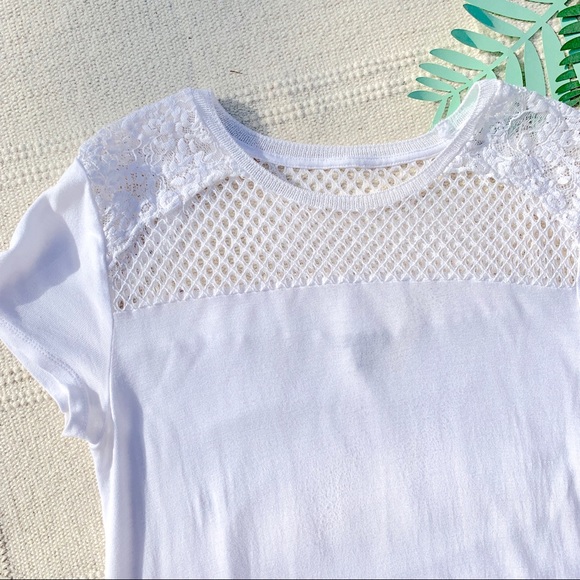 Ann Taylor Tops - Ann Taylor White Lace Shoulder detail blouse